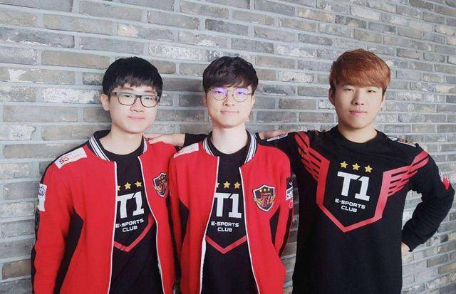 墨士廉在水翼风筝板亚锦赛中夺冠