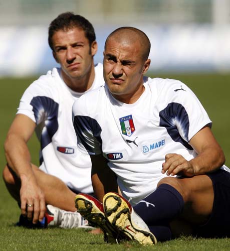 现个人英雄 现个人英雄